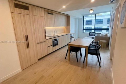 Condo à Miami, Floride, 1 chambre  № 2390246