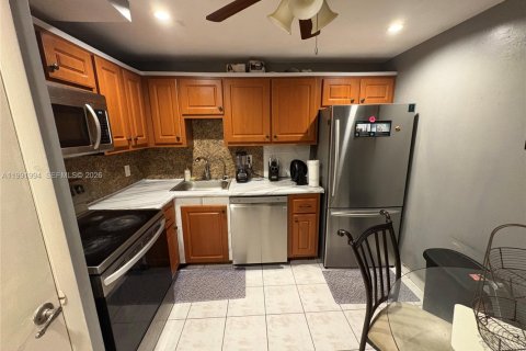 Condo in Lauderhill, Florida, 2 bedrooms  № 2062518