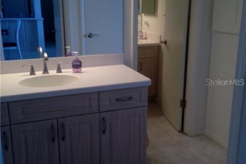 Condo in Clearwater, Florida, 2 bedrooms  № 538022 - photo 8