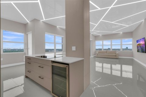 Купить кондоминиум в Авентура, Флорида 2 спальни, 149.11м2, № 1927222 - фото 10