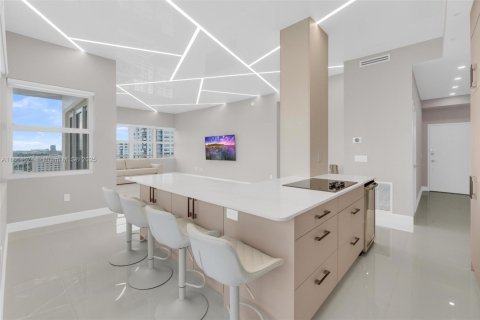 Купить кондоминиум в Авентура, Флорида 2 спальни, 149.11м2, № 1927222 - фото 2
