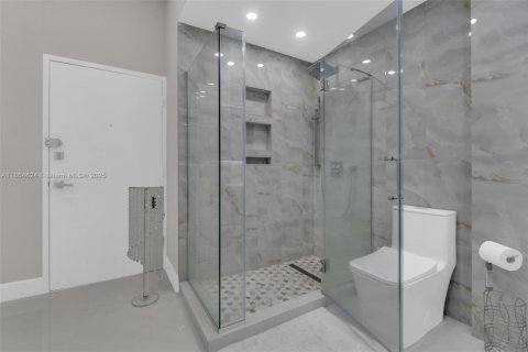 Купить кондоминиум в Авентура, Флорида 2 спальни, 149.11м2, № 1927222 - фото 21