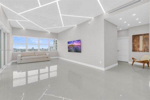 Купить кондоминиум в Авентура, Флорида 2 спальни, 149.11м2, № 1927222 - фото 25