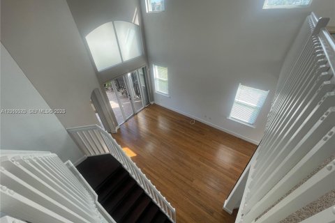 Touwnhouse à louer à Doral, Floride: 3 chambres, 208.57 m2 № 2076465 - photo 24