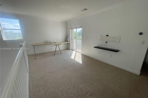 Touwnhouse à louer à Doral, Floride: 3 chambres, 208.57 m2 № 2076465 - photo 26