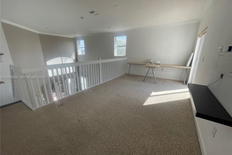 Touwnhouse à louer à Doral, Floride: 3 chambres, 208.57 m2 № 2076465 - photo 25