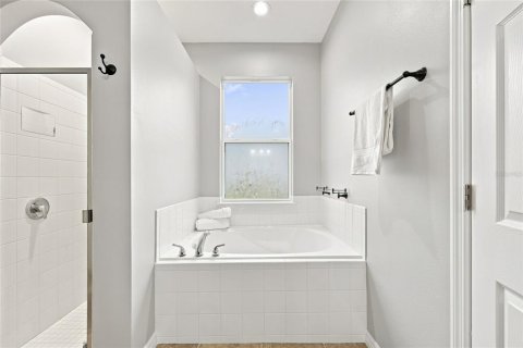House in Groveland, Florida 3 bedrooms, 136.01 sq.m. № 2321251 - photo 16
