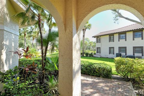 Copropriété à vendre à Sarasota, Floride: 2 chambres, 132.11 m2 № 1815694 - photo 3