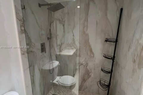 Condominio en venta en Miami, Florida, 2 dormitorios, 89.65 m2 № 1994059 - foto 29