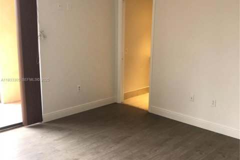 Condominio en venta en Miami, Florida, 2 dormitorios, 89.65 m2 № 1994059 - foto 23