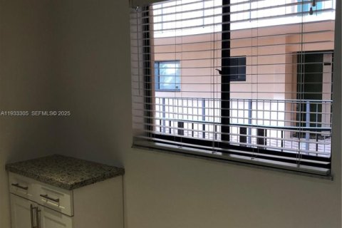 Condominio en venta en Miami, Florida, 2 dormitorios, 89.65 m2 № 1994059 - foto 21