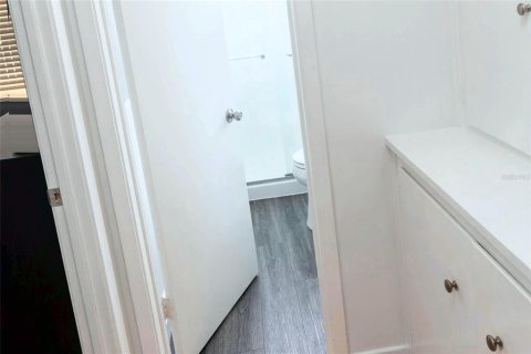 Casa en venta en Saint Petersburg, Florida, 2 dormitorios, 53.51 m2 № 2384134 - foto 17