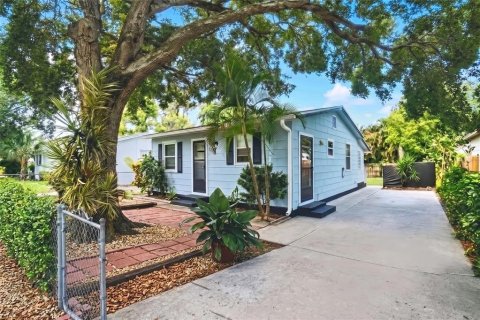 Casa en Saint Petersburg, Florida 2 dormitorios, 53.51 m2 № 2384134
