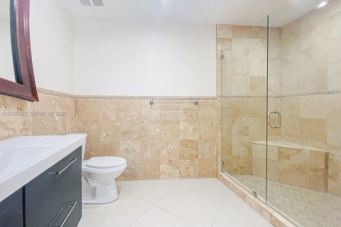 Touwnhouse à vendre à Dania Beach, Floride: 2 chambres, 103.12 m2 № 2397848 - photo 17