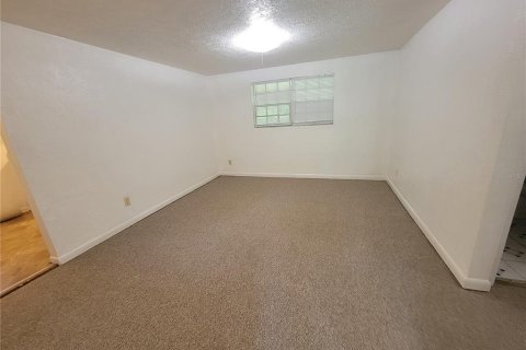 Casa en alquiler en Ocala, Florida, 2 dormitorios, 62.43 m2 № 1797169 - foto 2