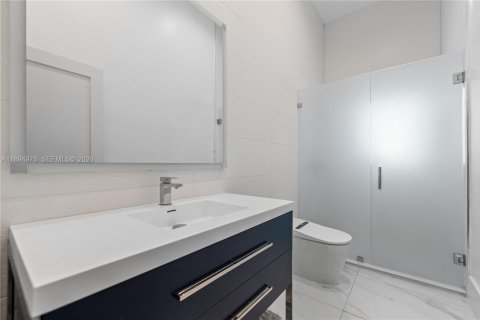 Villa ou maison à vendre à Miami, Floride: 4 chambres, 345.04 m2 № 2081450 - photo 27