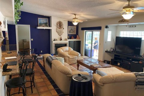 Casa en venta en Winter Springs, Florida, 4 dormitorios, 210.7 m2 № 1847892 - foto 5