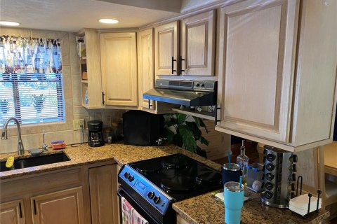 Casa en venta en Winter Springs, Florida, 4 dormitorios, 210.7 m2 № 1847892 - foto 11