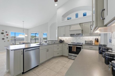 Villa ou maison à vendre à Port Charlotte, Floride: 3 chambres, 195.93 m2 № 2096960 - photo 14