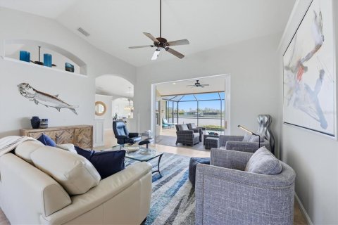 Villa ou maison à vendre à Port Charlotte, Floride: 3 chambres, 195.93 m2 № 2096960 - photo 6