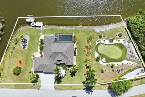 Villa ou maison à Port Charlotte, Floride 3 chambres, 195.93 m2 № 2096960