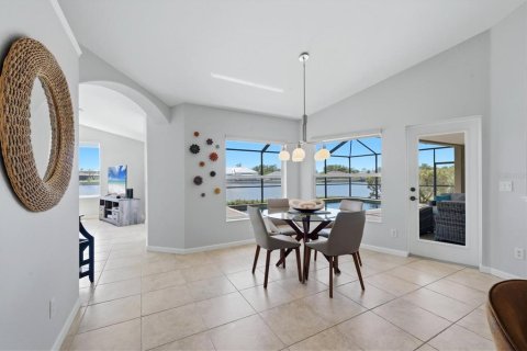 Villa ou maison à vendre à Port Charlotte, Floride: 3 chambres, 195.93 m2 № 2096960 - photo 17