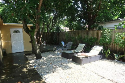 Купить виллу или дом в Майами, Флорида 3 спальни, 235.04м2, № 1938677 - фото 10