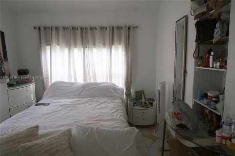 Купить виллу или дом в Майами, Флорида 3 спальни, 235.04м2, № 1938677 - фото 30