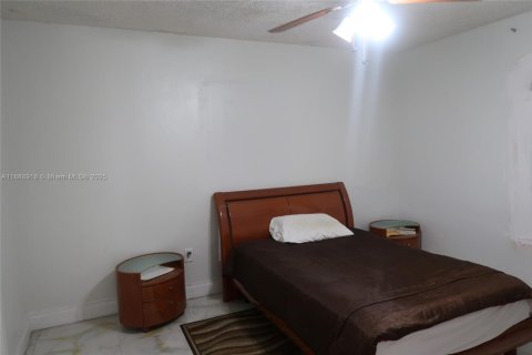 Купить виллу или дом в Майами, Флорида 3 спальни, 235.04м2, № 1938677 - фото 29