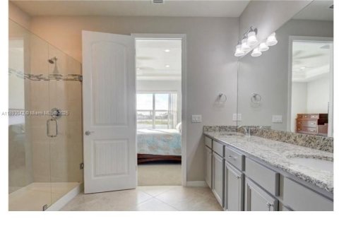 Adosado en venta en Hollywood, Florida, 3 dormitorios № 1946772 - foto 12