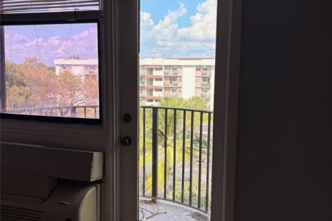 Copropriété à louer à Coral Springs, Floride: 1 chambre, 57.51 m2 № 1974969 - photo 18