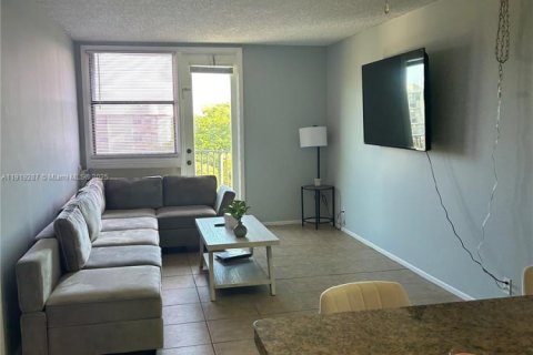 Copropriété à louer à Coral Springs, Floride: 1 chambre, 57.51 m2 № 1974969 - photo 10