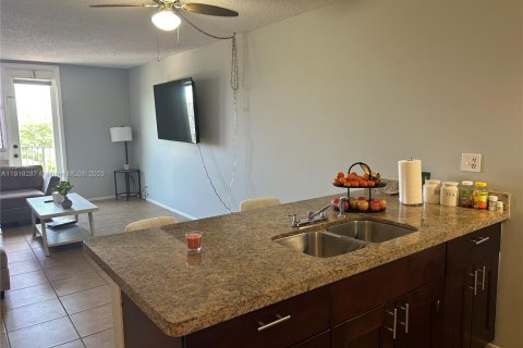 Copropriété à louer à Coral Springs, Floride: 1 chambre, 57.51 m2 № 1974969 - photo 9