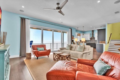 House in Flagler Beach, Florida 4 bedrooms, 293.57 sq.m. № 1723166 - photo 9