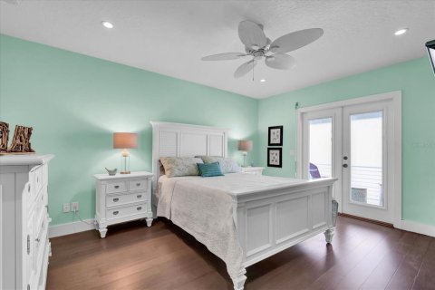 House in Flagler Beach, Florida 4 bedrooms, 293.57 sq.m. № 1723166 - photo 18