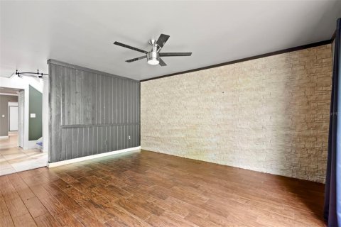 House in Lakeland, Florida 4 bedrooms, 253.81 sq.m. № 1323584 - photo 9