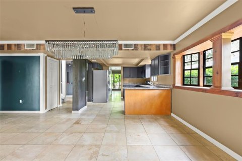 House in Lakeland, Florida 4 bedrooms, 253.81 sq.m. № 1323584 - photo 15