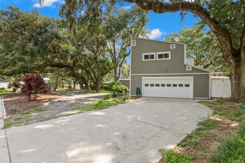 House in Lakeland, Florida 4 bedrooms, 253.81 sq.m. № 1323584 - photo 4