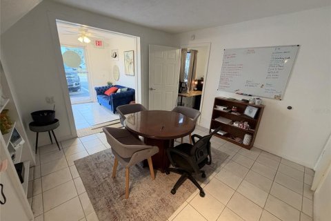 Immobilier commercial à louer à Flagler Beach, Floride: 86.96 m2 № 2425724 - photo 4