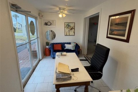 Immobilier commercial à louer à Flagler Beach, Floride: 86.96 m2 № 2425724 - photo 7