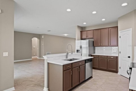 House in Groveland, Florida 3 bedrooms, 190.17 sq.m. № 2210423 - photo 12