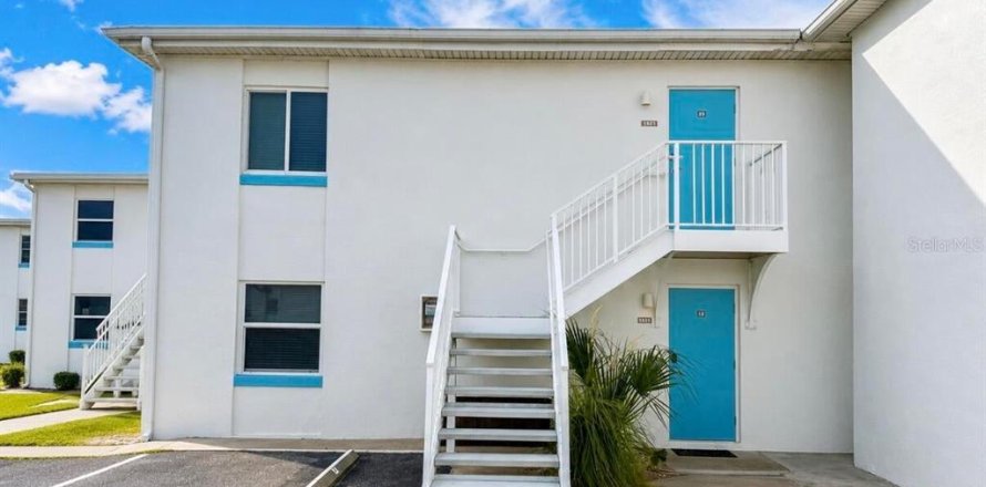Condo in New Smyrna Beach, Florida, 2 bedrooms № 2361425