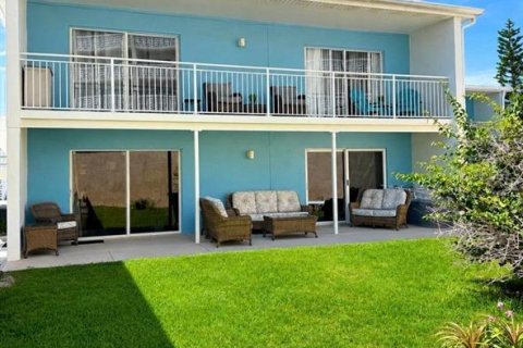 Condo in New Smyrna Beach, Florida, 2 bedrooms № 2361425 - photo 3