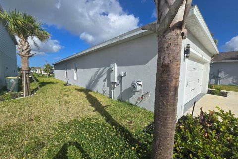 Casa en venta en St. Lucie, Florida, 3 dormitorios, 139.35 m2 № 2115757 - foto 4