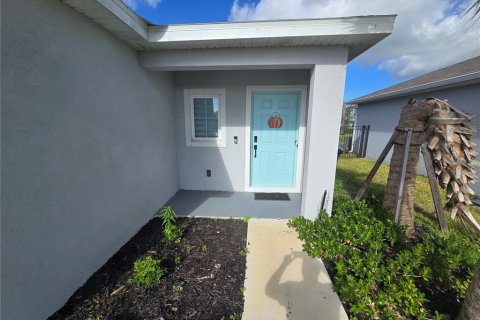 Casa en venta en St. Lucie, Florida, 3 dormitorios, 139.35 m2 № 2115757 - foto 3