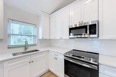 Casa en venta en Winter Springs, Florida, 3 dormitorios, 147.44 m2 № 2290600 - foto 13