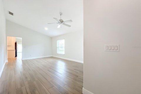 Casa en venta en Winter Springs, Florida, 3 dormitorios, 147.44 m2 № 2290600 - foto 5