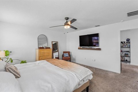 House in Davenport, Florida 5 bedrooms, 209.4 sq.m. № 2354344 - photo 20