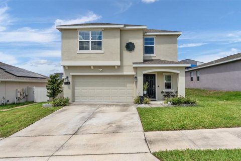 House in Davenport, Florida 5 bedrooms, 209.4 sq.m. № 2354344 - photo 2
