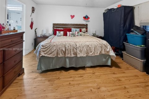 Condominio en alquiler en Pembroke Pines, Florida, 1 dormitorio, 97.08 m2 № 2009391 - foto 12